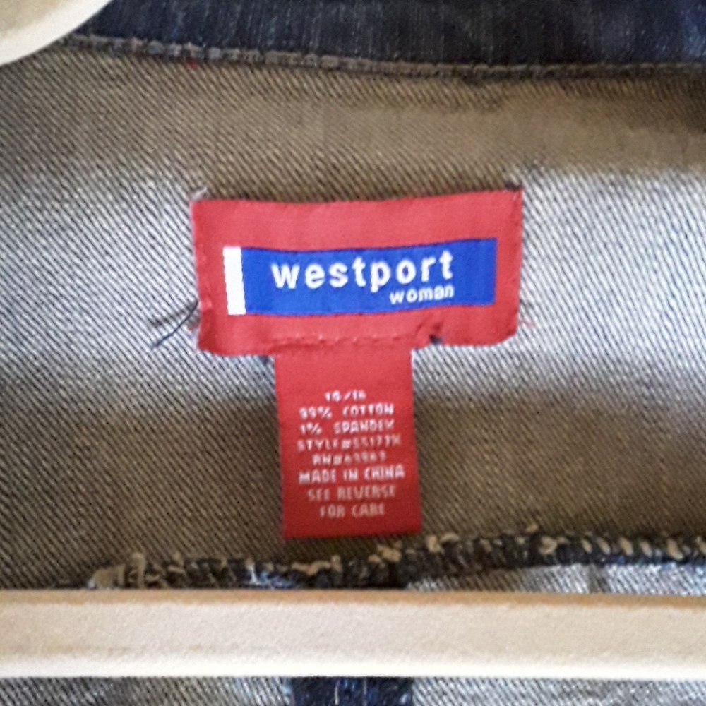 Jean jacket - Picture 3 of 3